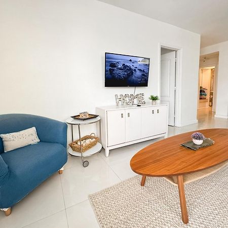 2 Bedroom On The Beach ! Miami Beach Exterior foto